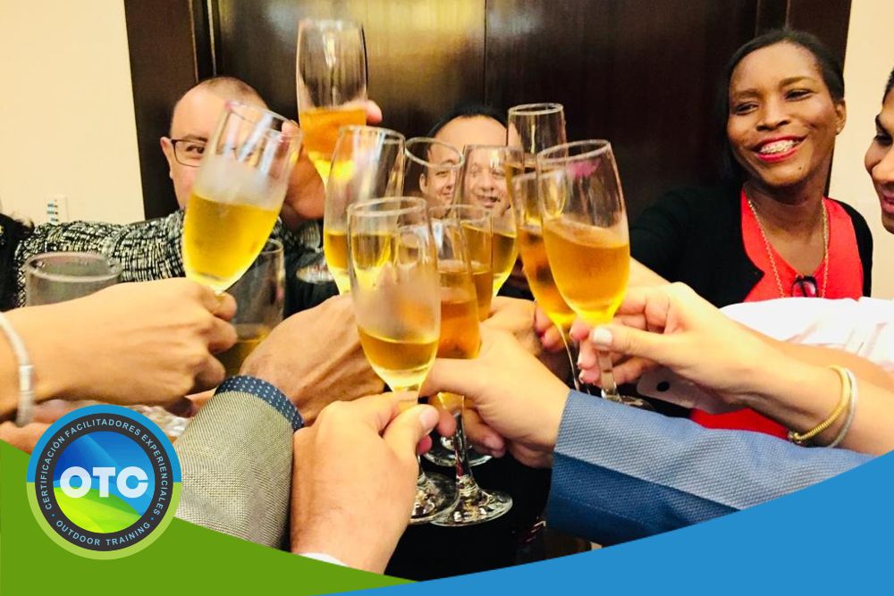Outdoor Training Colombia, certificación internacional de facilitadores OTC con metodología experiencial.